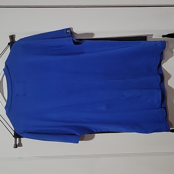 AUTHENTIC WEDDING CAKE TSHIRT. NWOT - Picture 6 of 13